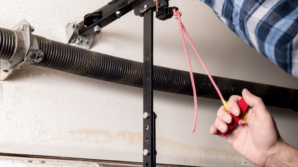 επισκευη γκαραζόπορτας motormas